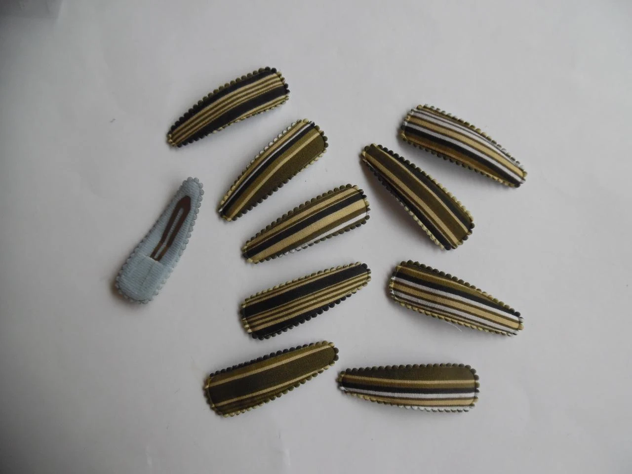 Partij 10 haarspeldjes 5 cm grijs met strepen